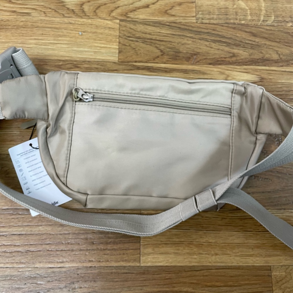 Tolale Beige Crossbody Bag - Lightweight Nylon Travel Pouch - Picture 9 of 9